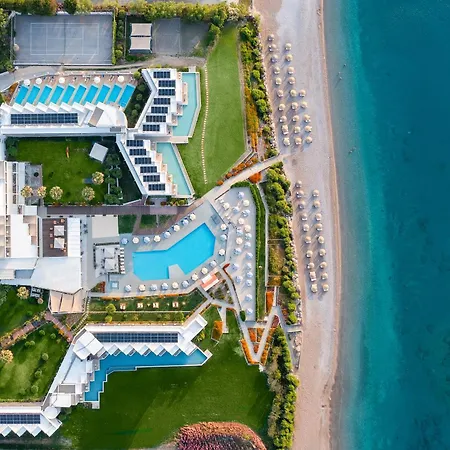 Lutania Hotel 4*