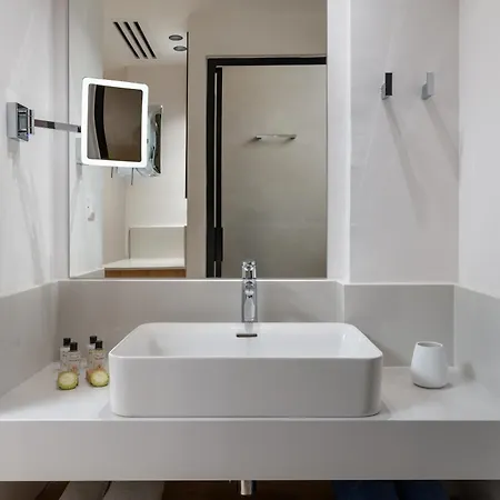 Hotel Lutania Kolymbia